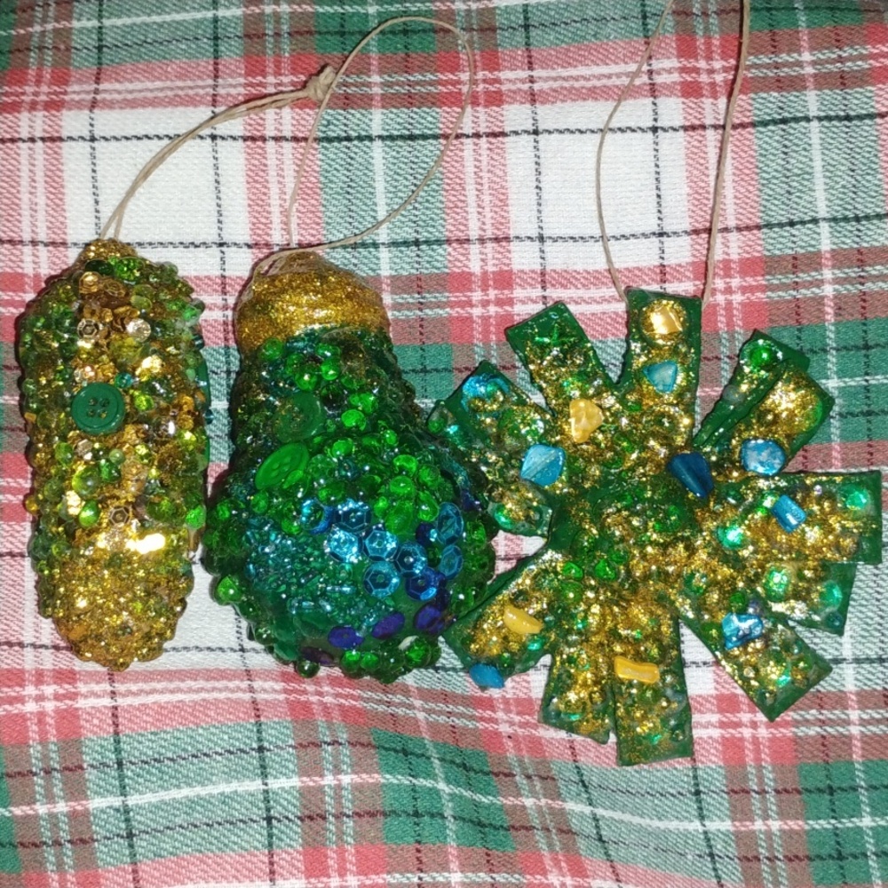 Green and Gold Beaded Ornament